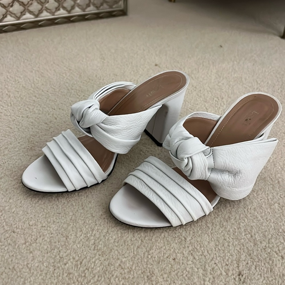 Lewit White Leather Sandals  sz 37.5